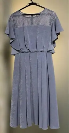 マジェスティックレゴン　フリルスリーブドレスのサムネイル
