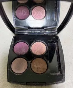 CHANEL レ キャトル オンブルアイシャドウパレット