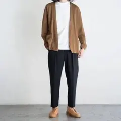 MARKAWARE アルゼンチンオーガニックウールトロピカル スラックスのサムネイル