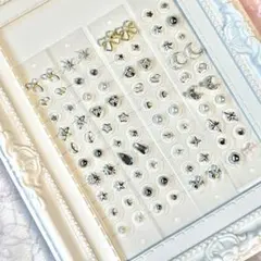 シルバー６０粒おまかせ♡耳つぼジュエリー 透明タイプ｜仕事中も使える 耳元アクセ