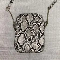 ヘビ柄ショルダーバッグ