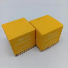 【新品未使用】BURBERRY Weekend ミニ香水 5ml　2個セットのサムネイル