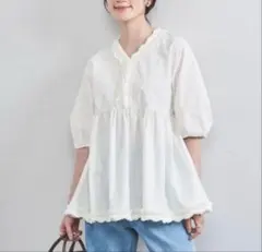 美品♡UNITED ARROWS タックフリルVネックハーフスリーブブラウス