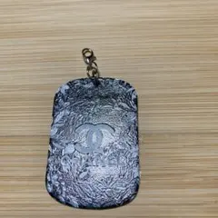 CHANEL エンボス加工キーホルダーのサムネイル