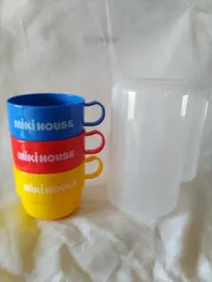 ミキハウス　プラコップ３色セット　ケース付