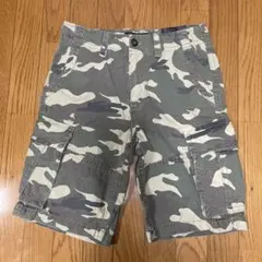 American Eagle カモフラージュ クラシックフィット ショートパンツのサムネイル