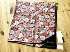 少し訳あり未使用品【ESCADA】花柄　シルク100％ストール　定価42900円のサムネイル