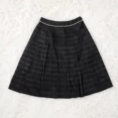 【パールマシェール】幾何学柄フレアスカート ブラック S 膝丈 フォーマル 春秋のサムネイル