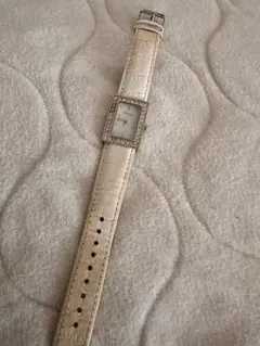 FURLA スクエア ラインストーン 腕時計のサムネイル