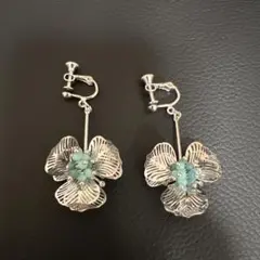 イヤリング　花