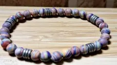 ブレスレット　天然石　孔雀石　開運マルチカラーストライプビーズ　ゴムフリーサイズ