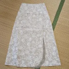 花柄刺繍 ラップ風 フレアスカートのサムネイル