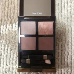 トムフォード アイカラークォード 31 スールサーブル