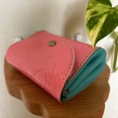 Item thumbnail for item c4716bc8-49c4-4cda-8f4f-335969380d3a