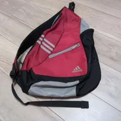 adidas アディダス　ボディバッグ ワンショルダーバッグ　中古