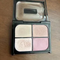 KATE バウンシーチークシャドウ