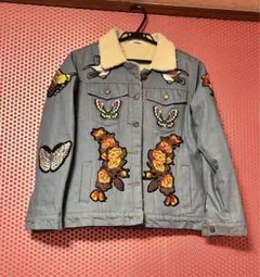 刺繍入りボア襟デニムジャケット