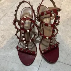 2026年最新】valentino ロックスタッズパンプスの人気アイテム - メルカリ