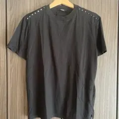 【超人気モデル】ヴァレンティノ☆ロックスタッズ 半袖Tシャツ☆Mサイズ☆のサムネイル