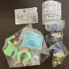 クレヨンしんちゃん　ガチャ　フィギュア　3個セット