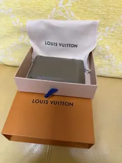【USED】Louis Vuitton 二つ折り財布 カーキ
