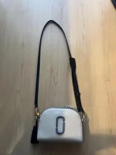 マークジェイコブス ショルダーバッグ グレー 白 水色 青 円形 デザイン