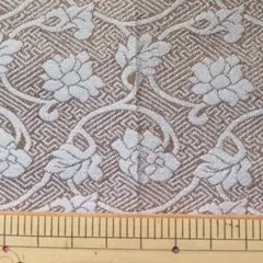 50 × 70 cm 牡丹唐草どんす