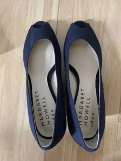 MARGARET HOWELLのサムネイル