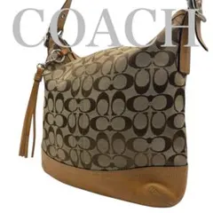 美品　コーチ　大容量　A4収納可能　ショルダーバッグ　斜め掛けシグネチャー807