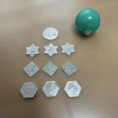 初代　ポケモン　メダル11枚セットとボール型ケース