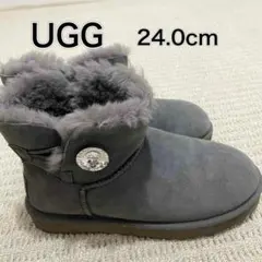 【美品】アグ ベイリーボタン ミニ グレー スワロフスキー