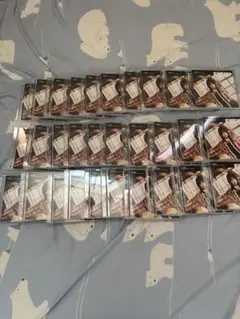 TWICE ENEMY CDモモ盤30枚 シリアルなし、トレカ10枚購入特典付き