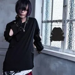 CIVARIZE 安ピンデザインカットソー ロンTのサムネイル