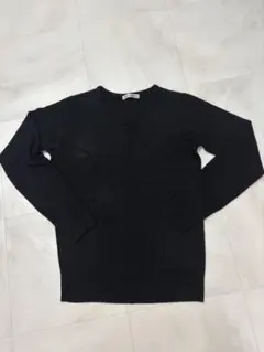 《未使用》ブラック Vネック ニット セーター M