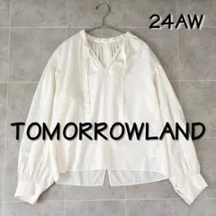 リボンタイブラウス