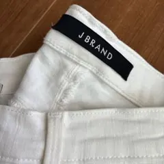 J BRAND ホワイトデニムパンツ サイズ24のサムネイル