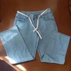 【美品】ライトブルー ストレートカット デニム　メンズMサイズ