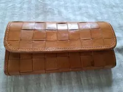 メッシュレザー 二つ折り財布 ブラウンのサムネイル