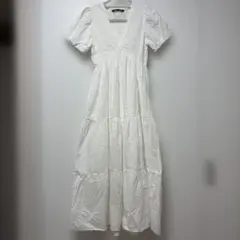 ZARA ホワイト コットン エンブロイダリー マキシワンピースのサムネイル