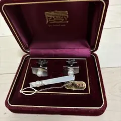 Item thumbnail for item 5129180b-f256-4f5f-af0f-9152ef8e3a5c