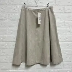 7d149 ナチュラルビューティーベーシック　スエード調 スカート