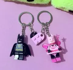 【新品未使用】バットマン　バットガール ペアキーホルダー