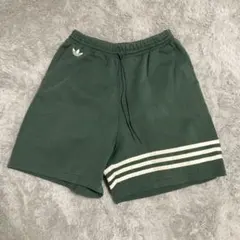 adidas オリジナルス ショートパンツ グリーン Lのサムネイル