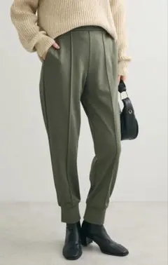 美品　暖パン　ジョガーパンツ　chocol raffine robe　カーキ