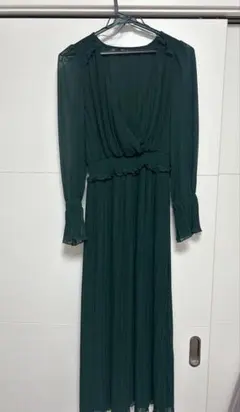 Zaraダークグリーン フリル付きロングワンピース XS