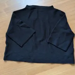 theory黒ニット（新古品）クリアランスセール