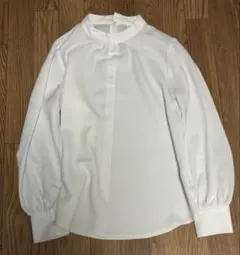 GU ホワイトバックジッパーシャツ