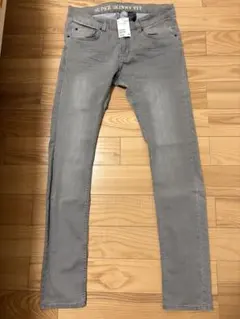 H&M スーパースキニーフィット エイチアンドエム 新品未使用タグ付き