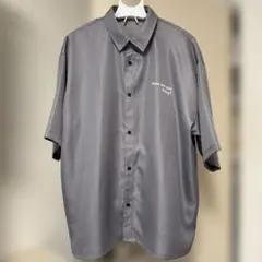 I*N様 美品　グレー 半袖シャツ メンズ　オシャレ