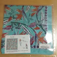 フェリシモ　花柄デザイン ガーゼハンカチ グリーン